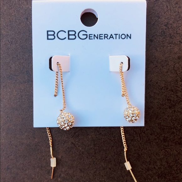 BCBG Generation / BCBGeneration earrings. - Picture 2 of 4